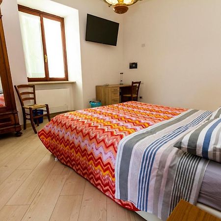 La Colomba B&B Castellaro  Zewnętrze zdjęcie