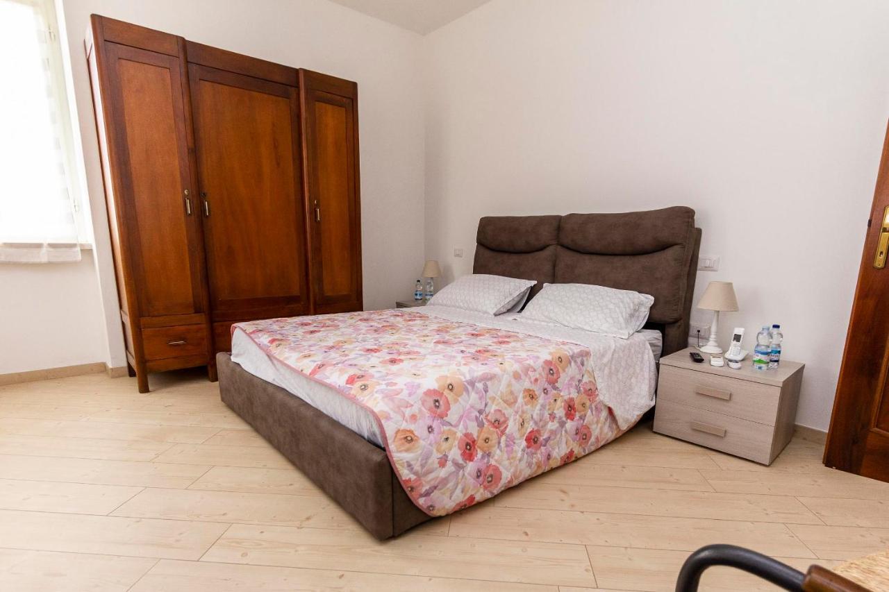 La Colomba B&B Castellaro  Zewnętrze zdjęcie